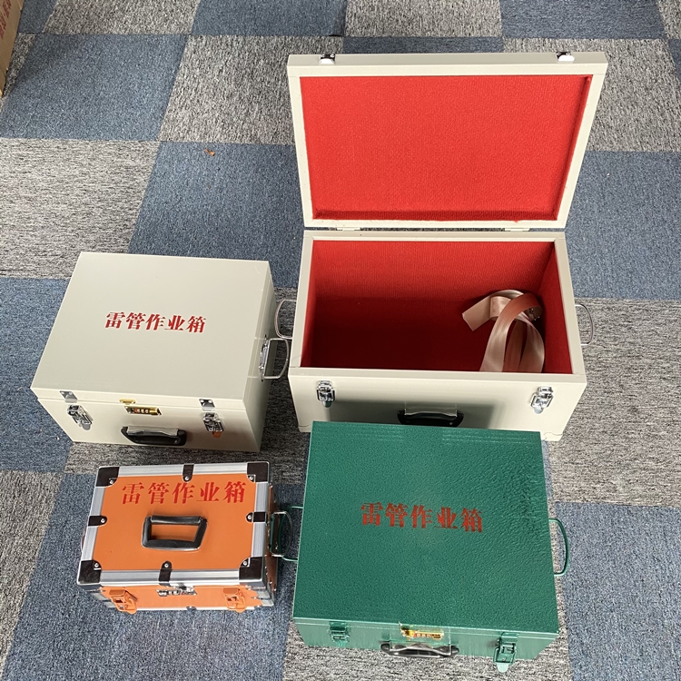 宁津爆破工程作业箱如何选择？玻璃钢与传统材质的全面对比